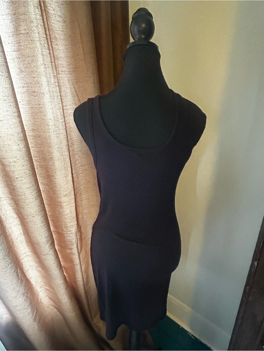 Aritzia Wilfred Black Scoop Neck Midi Tank Dress